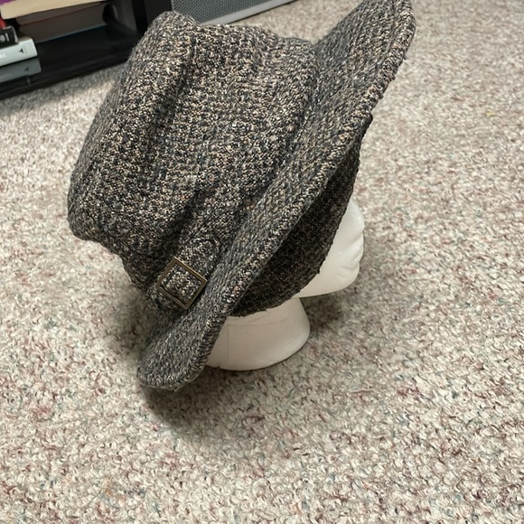 Winterized Tilly hat - Picture 2 of 9